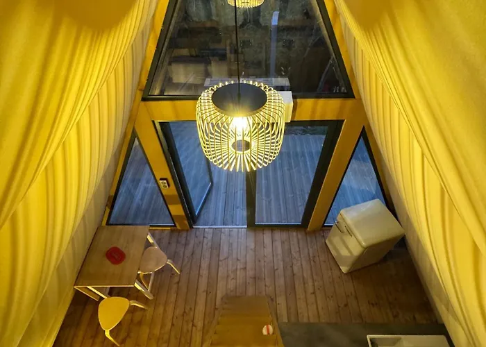 Tipi Glamp Marguerite Ле-Булу